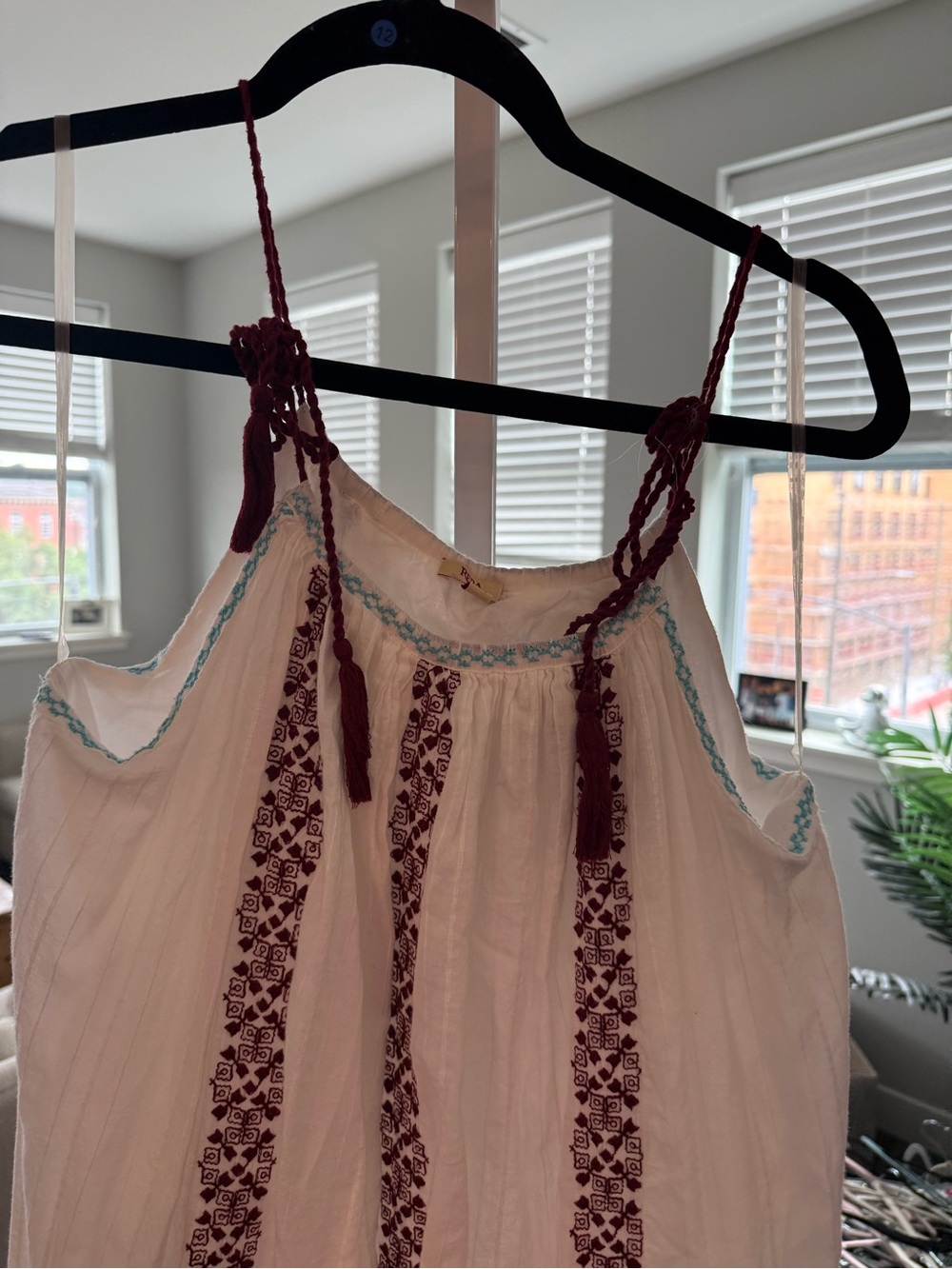 EUC Reba embroidered sundress - Picture 3 of 3